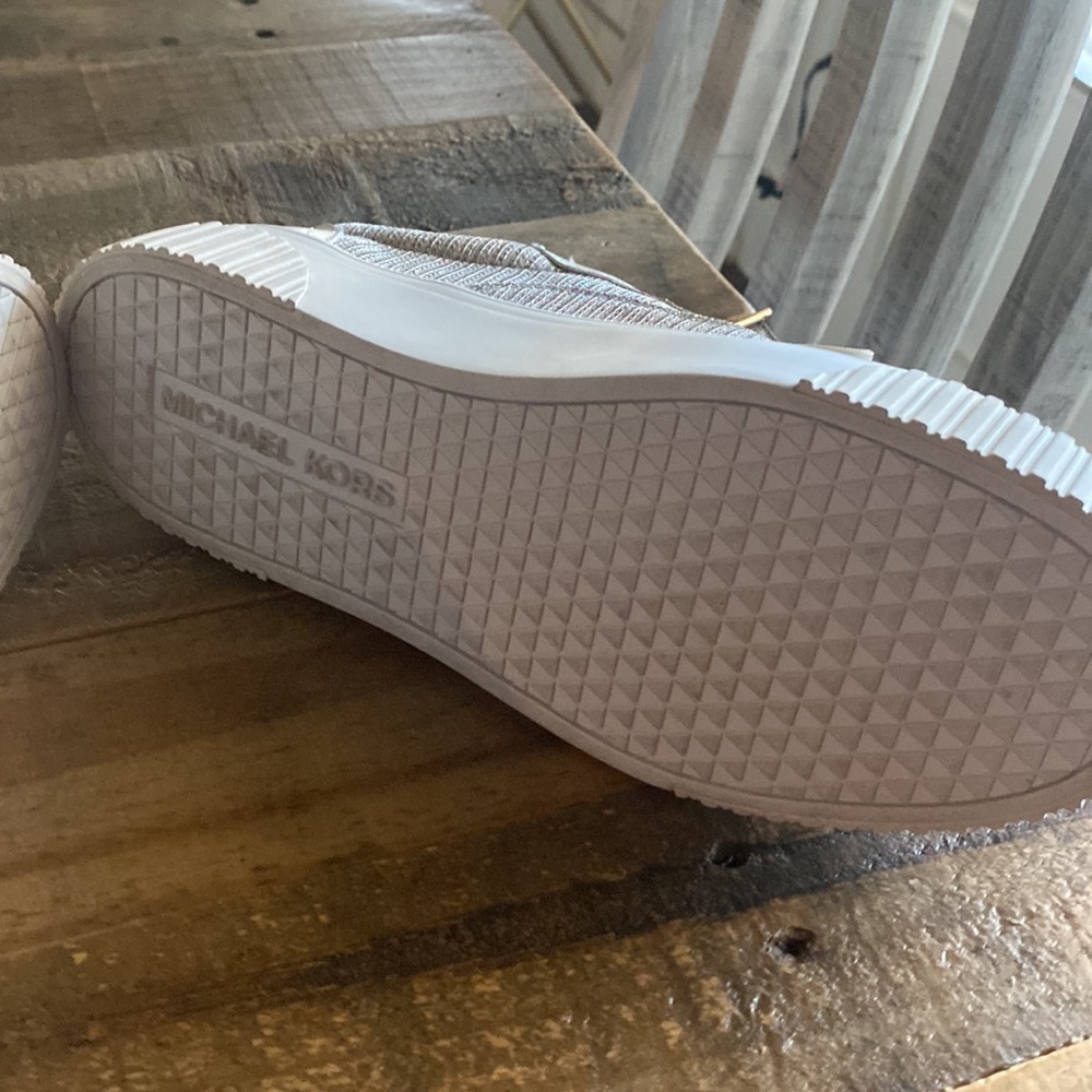Brand New Michael Kors Sneakers Size 7 1/2 - Picture 8 of 8
